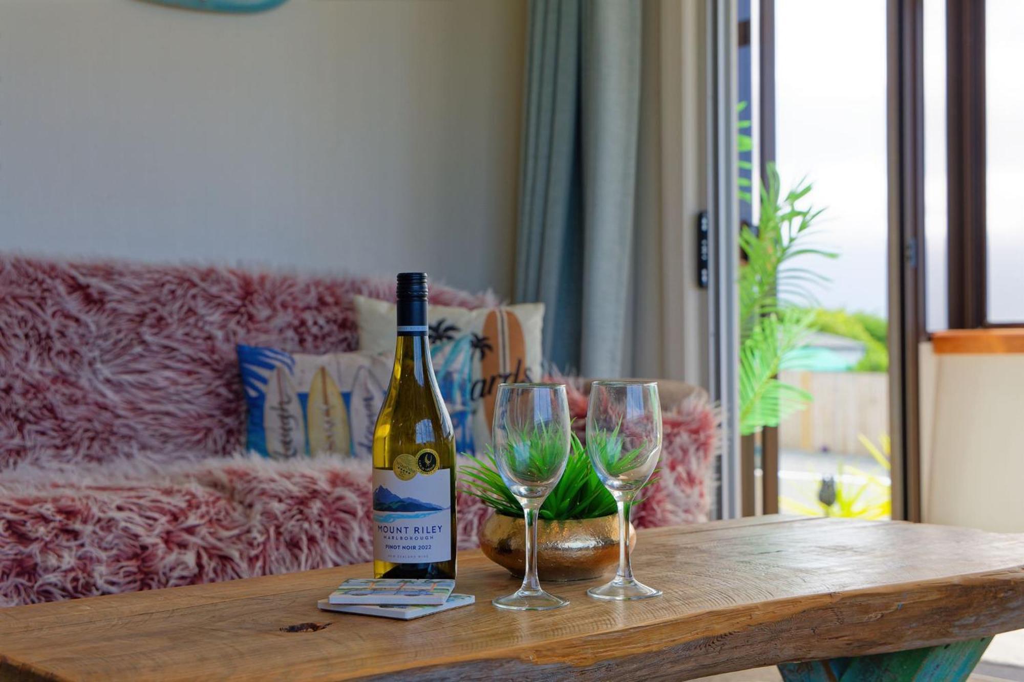 Five Palms Villa Кайкура Екстериор снимка